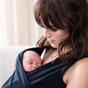 Seraphine Maternity Skin to Skin Top in Blue